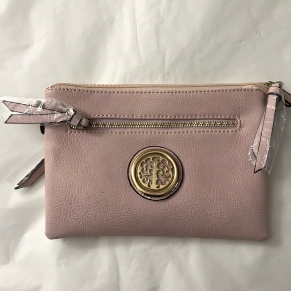 ClosetsNYC Handbags - Wallet